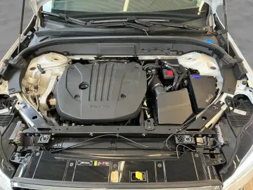 XC60 B4 Momentum-Pro Aut Google-Maps LED-Thors-H