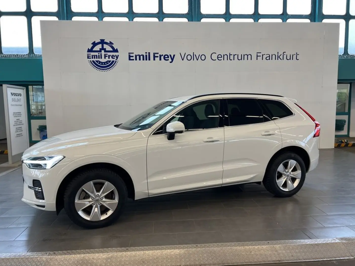 XC60 B4 Momentum-Pro Aut Google-Maps LED-Thors-H