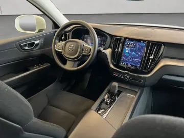 XC60 B4 Momentum-Pro Aut Google-Maps LED-Thors-H