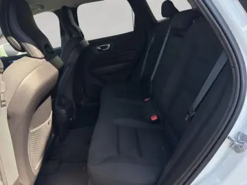 XC60 B4 Momentum Aut LED AHK PDC 1.Hand