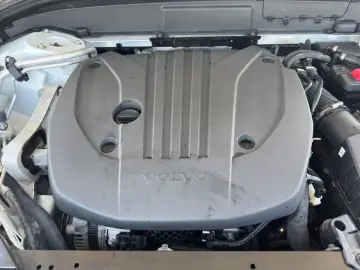 XC60 B4 Momentum Aut LED AHK PDC 1.Hand