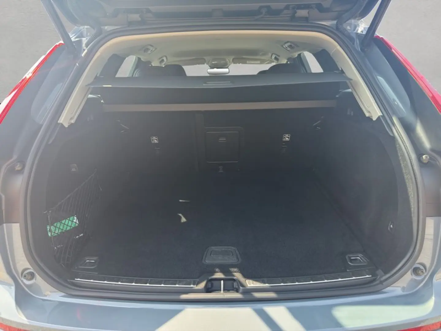 XC60 B4 Momentum-Pro Aut Vollleder AHK Google-Na