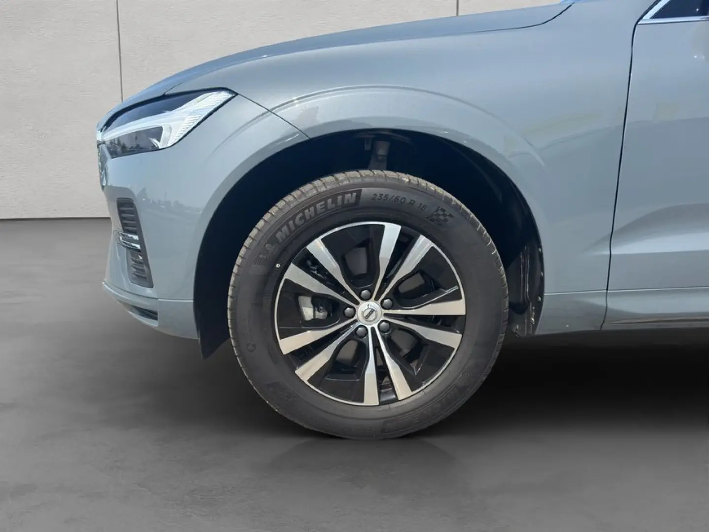 XC60 B4 Momentum-Pro Aut Vollleder AHK Google-Na