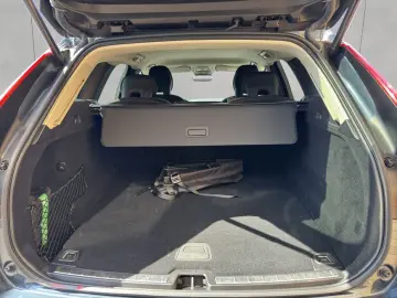 XC60 B4 Core Aut PilotAssist BLIS Kamera PDCv h