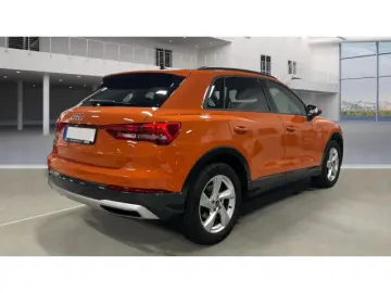 Q3 35 TFSI S tronic