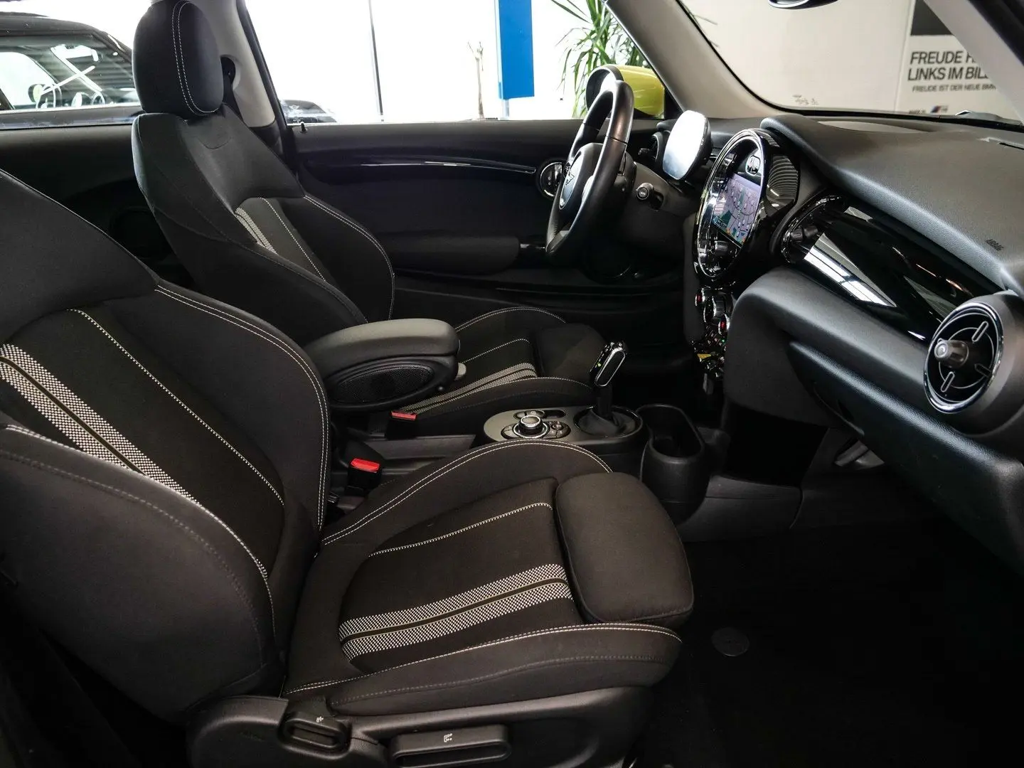 Cooper SE Essential Trim Aut Nav LED Pano RFK