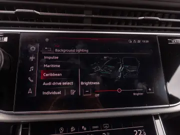 Audi Q7 50 TDI S line 7 locuri Matrix AIR Garantie