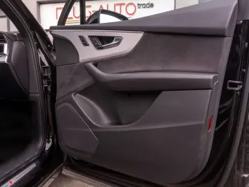 Audi Q7 50 TDI S line 7 locuri Matrix AIR Garantie