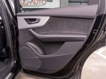 Audi Q7 50 TDI S line 7 locuri Matrix AIR Garantie