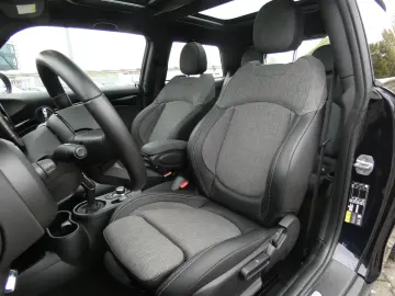 Cooper SE Hatch DAB LED Pano.Dach RFK Navi Shz