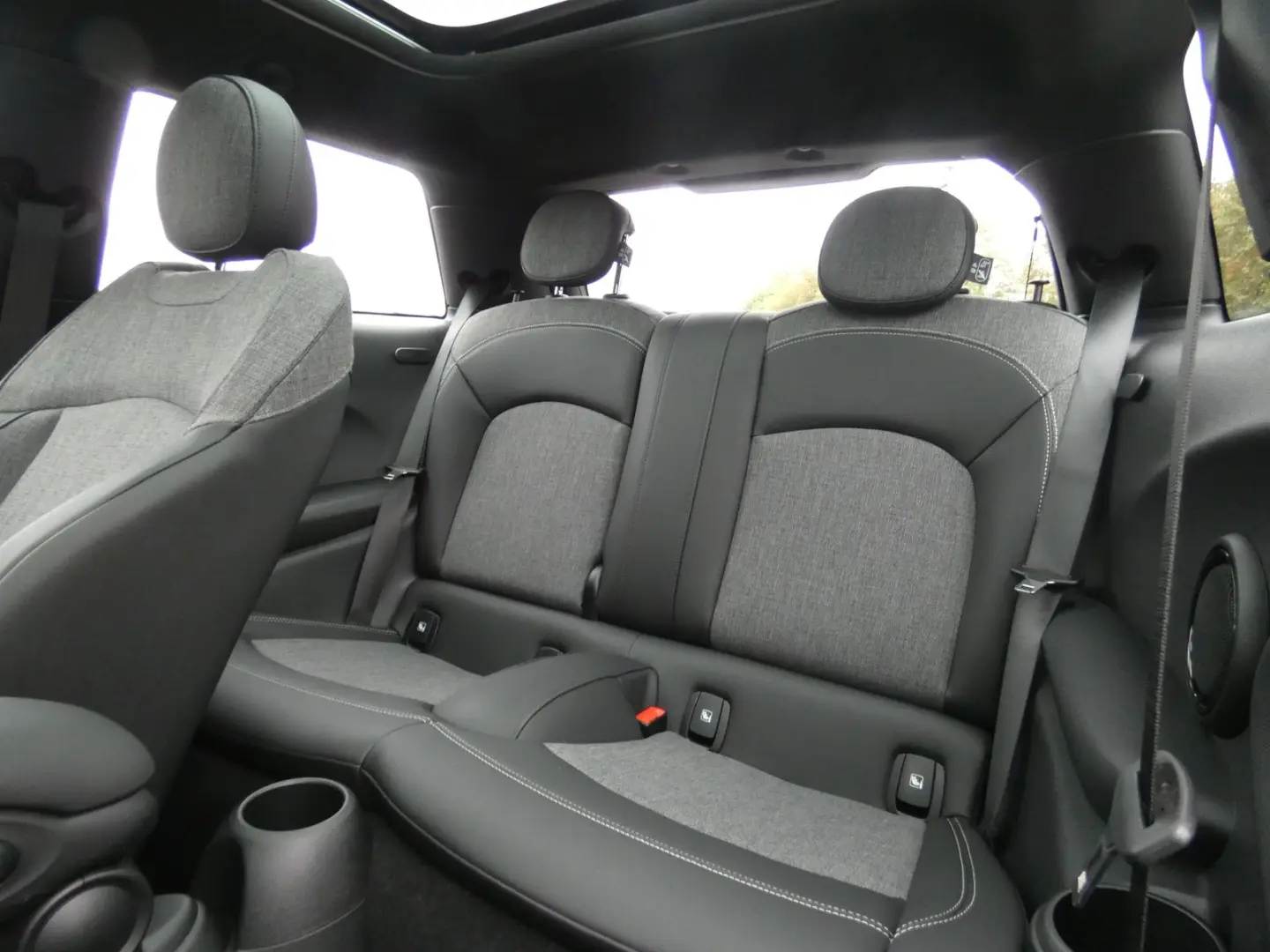 Cooper SE Hatch DAB LED Pano.Dach RFK Navi Shz