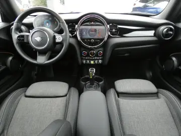 Cooper SE Hatch DAB LED Pano.Dach RFK Navi Shz