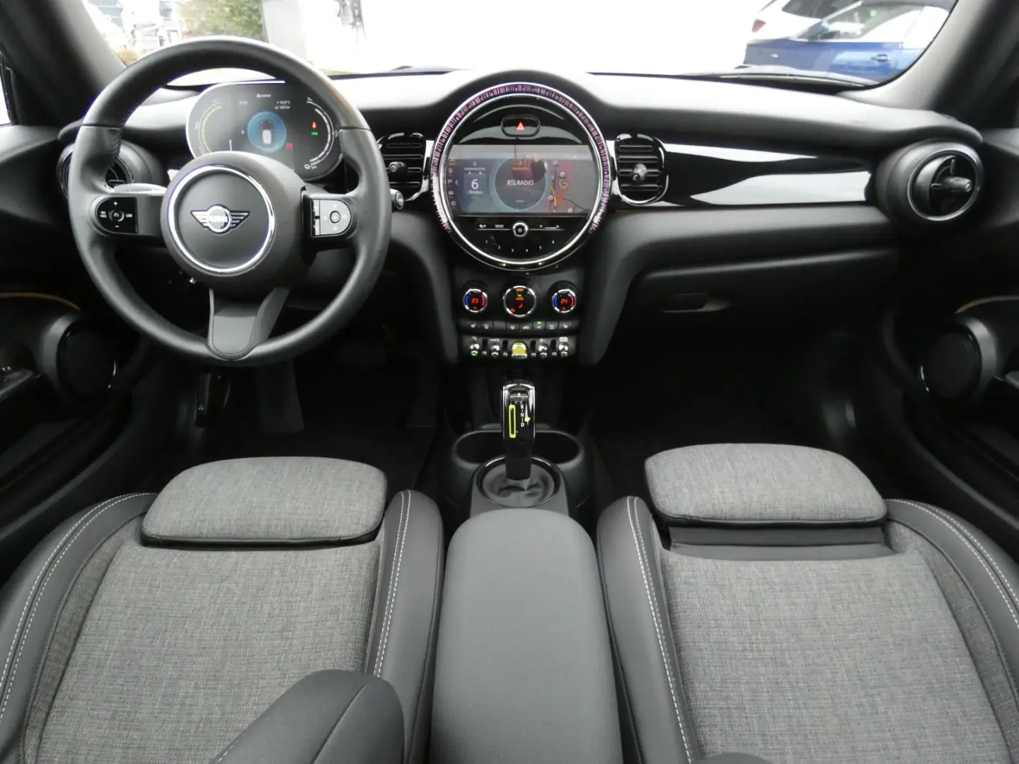 Cooper SE Hatch DAB LED Pano.Dach RFK Navi Shz