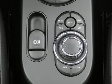 Cooper SE Hatch DAB LED Pano.Dach RFK Navi Shz