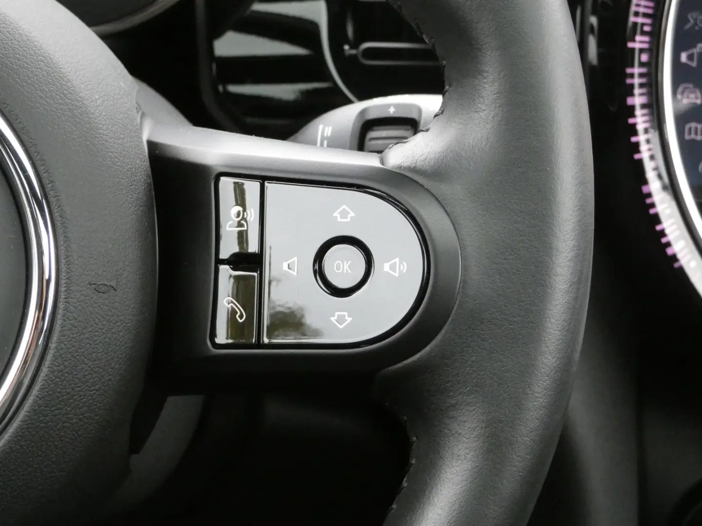 Cooper SE Hatch DAB LED Pano.Dach RFK Navi Shz