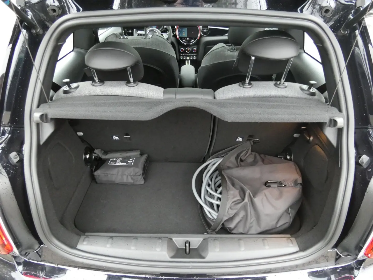 Cooper SE Hatch DAB LED Pano.Dach RFK Navi Shz