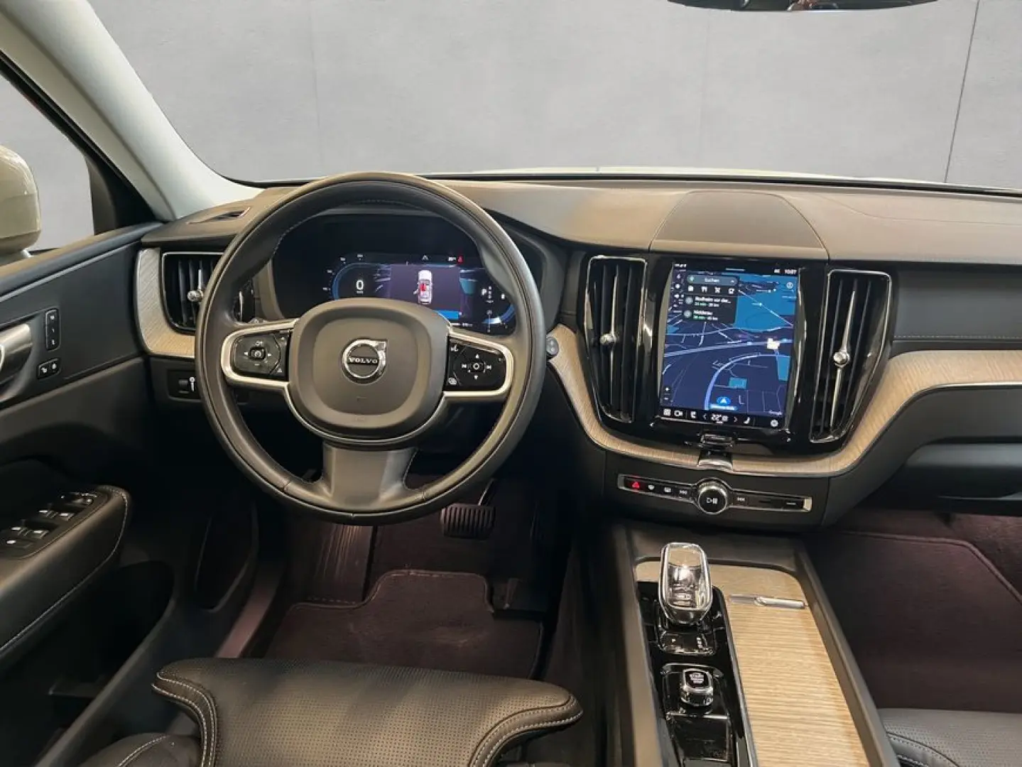 XC60 B4 Inscription Aut Nappaleder perforiert 36