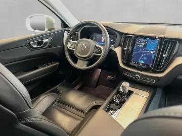 XC60 B4 Inscription Aut Nappaleder perforiert 36