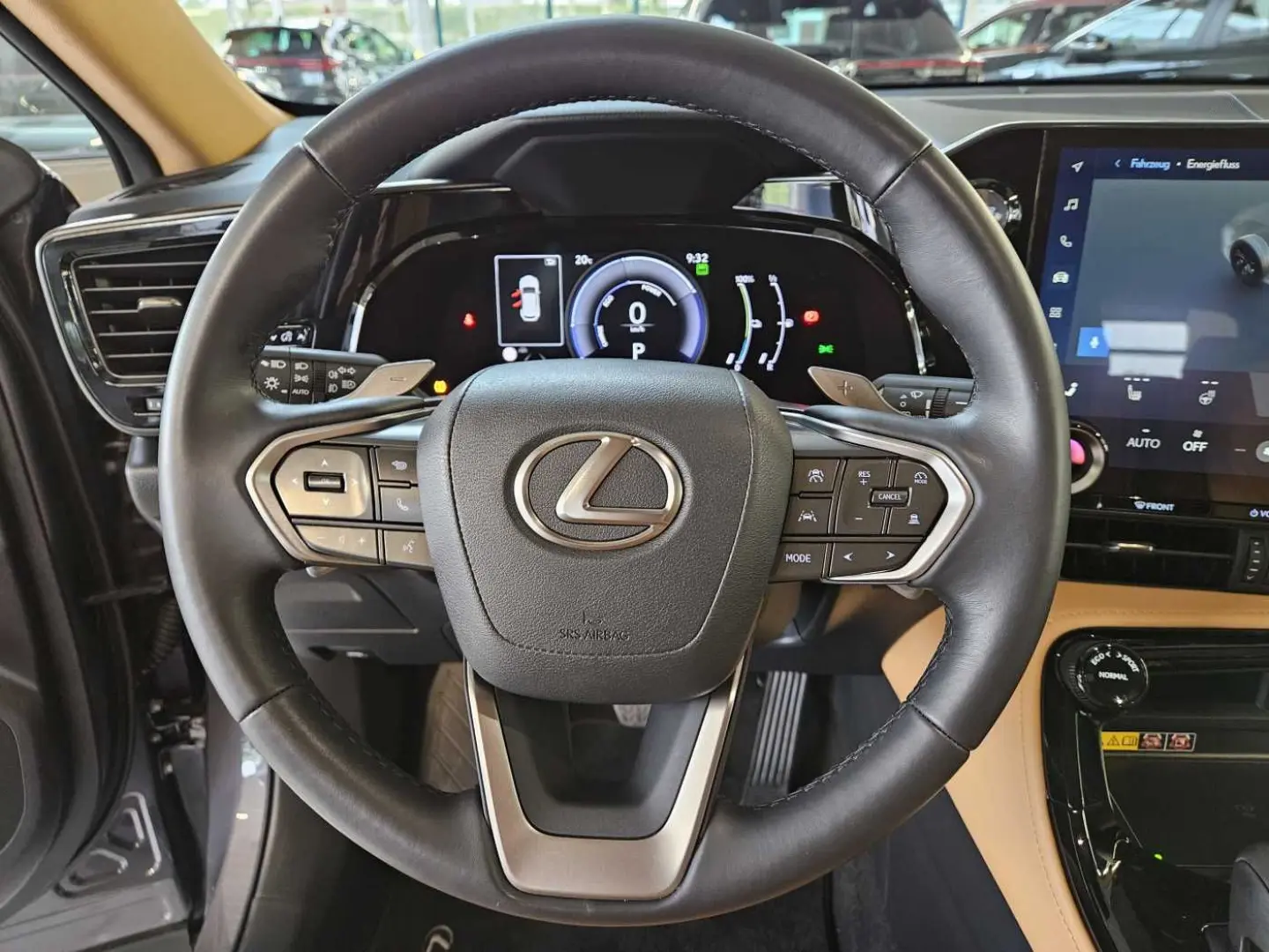 NX 450h  E-FOUR Business