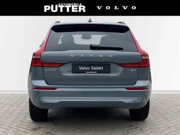 XC60 B4 Diesel FWD Core 19'' Allwetter ACC LED S