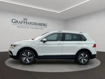 Tiguan 1.4 TSI DSG Elegance LED AHK ACC Navi