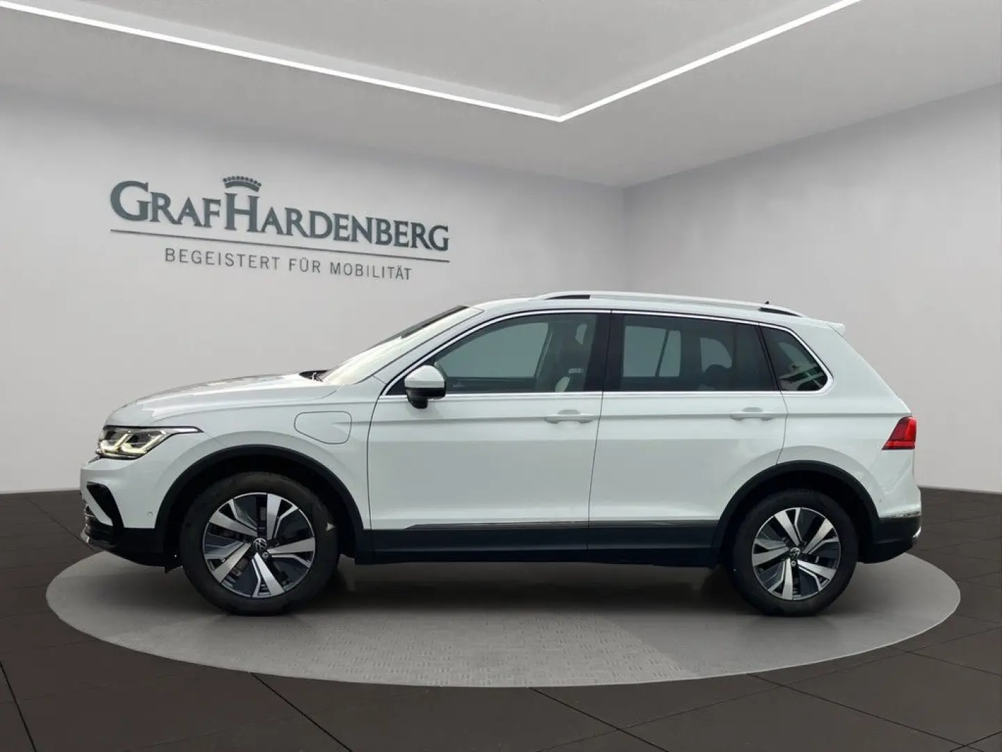 Tiguan 1.4 TSI DSG Elegance LED AHK ACC Navi