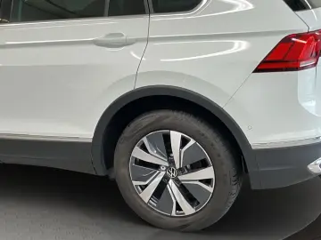 Tiguan 1.4 TSI DSG Elegance LED AHK ACC Navi