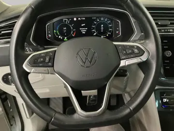 Tiguan 1.4 TSI DSG Elegance LED AHK ACC Navi