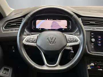 Tiguan Life 1.4TSIe DSG  AHK KAMERA LED ASSISTS