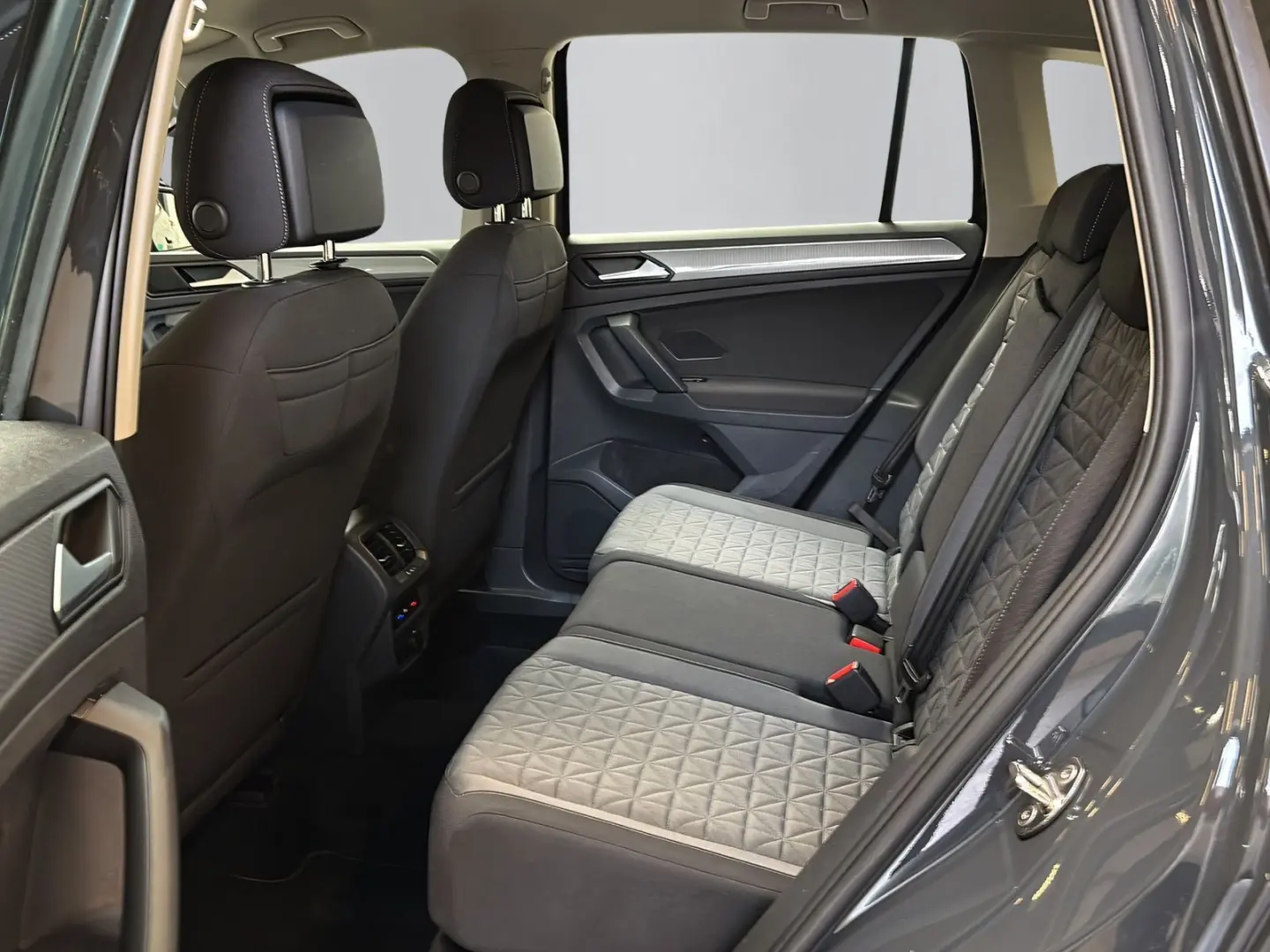 Tiguan Life 1.4TSIe DSG  AHK KAMERA LED ASSISTS