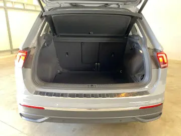 Tiguan Life 1.5 TSI  DSG Navi LED AHK