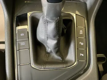 Tiguan Life 1.5 TSI  DSG Navi LED AHK