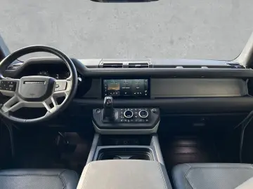 Defender 110 D200 AWD
