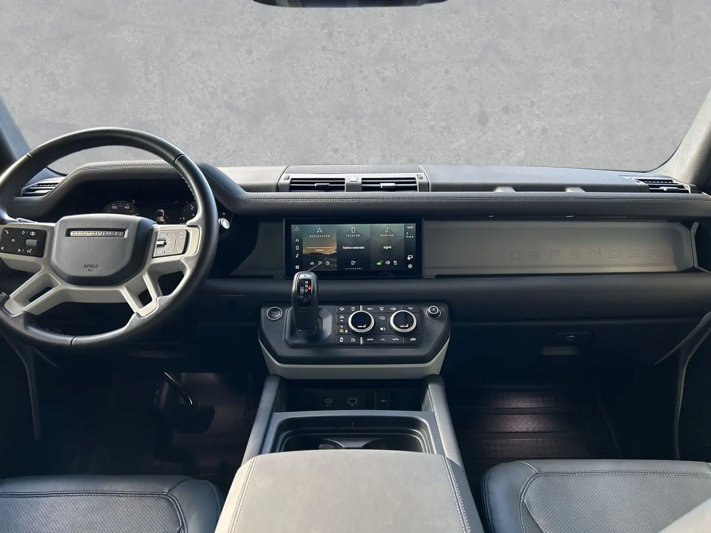 Defender 110 D200 AWD