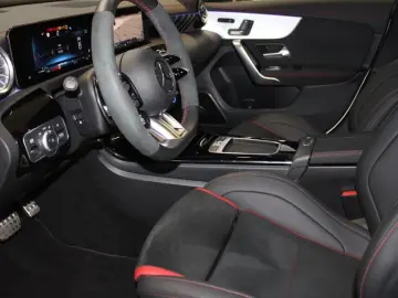 AMG CLA 45 S 4M  AERO PERFORMANCE NIGHT PERF BUR