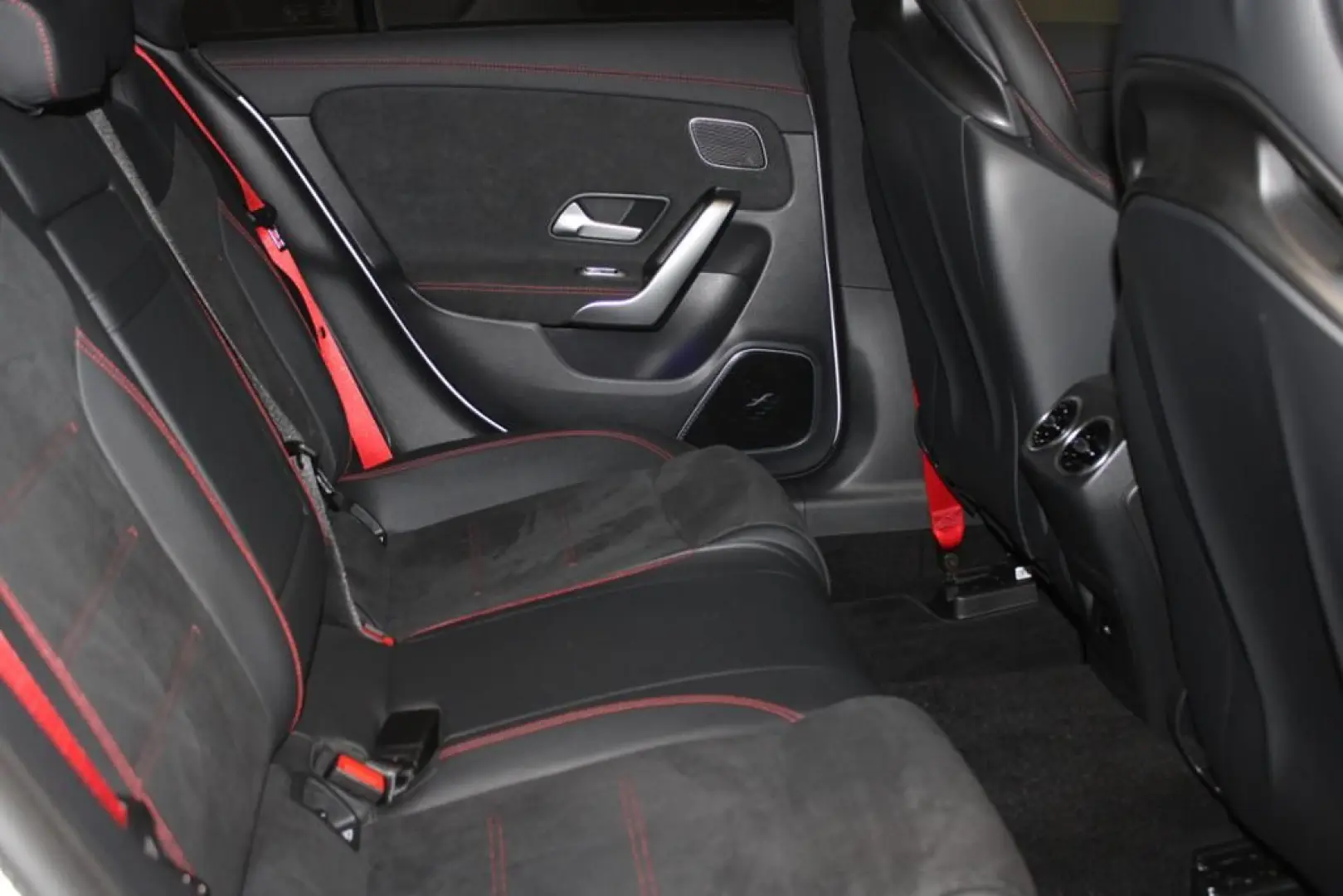 AMG CLA 45 S 4M  AERO PERFORMANCE NIGHT PERF BUR