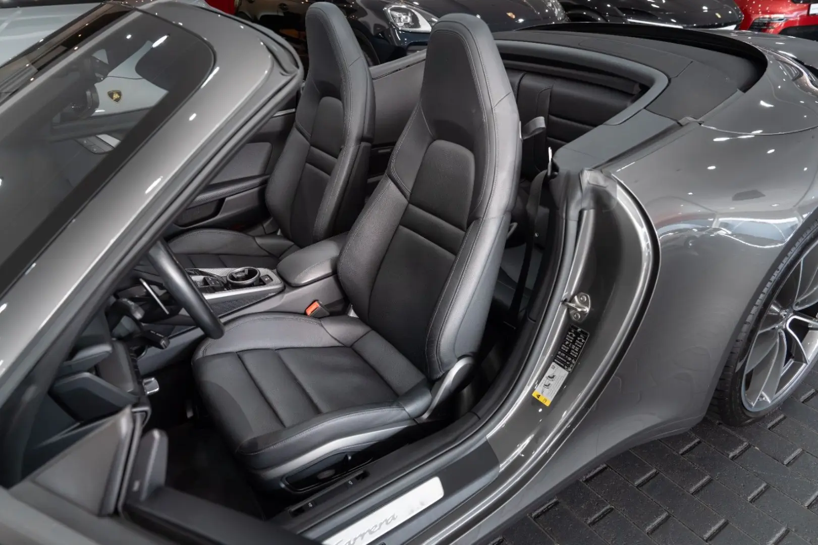 911 Carrera Cabrio SPORTABGAS BOSE 21 LM DAB