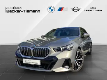 520d xDrive Limousine 20    M Paket   Pano   Bow