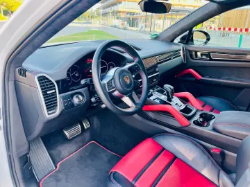 Cayenne 4.0 V8 GTS Coupe Leichtbau Carbon
