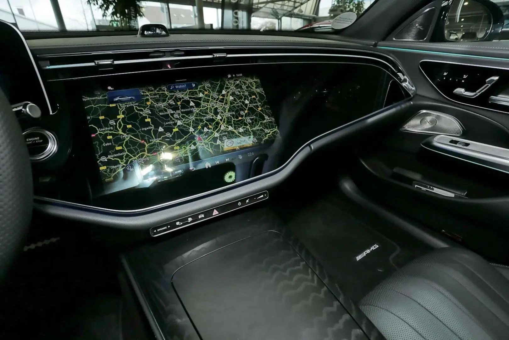 E 300 e 4M AMG MBUX 360  DIG-LED Pano AHK Night