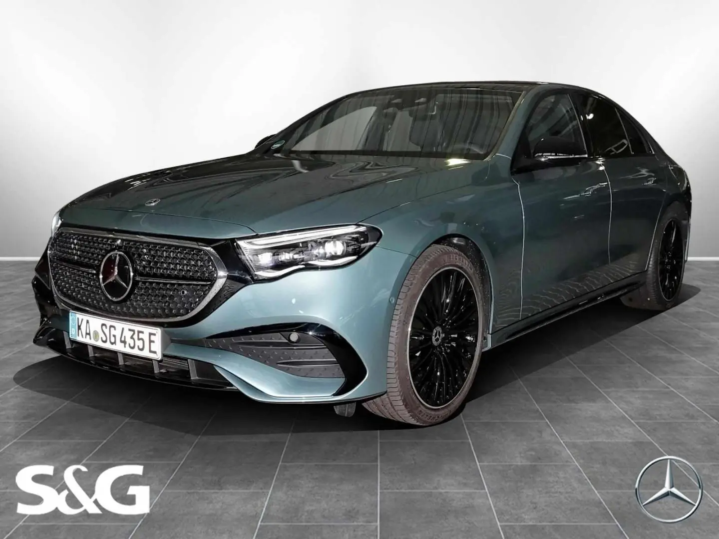 E 300 e 4M AMG MBUX 360  DIG-LED Pano AHK Night