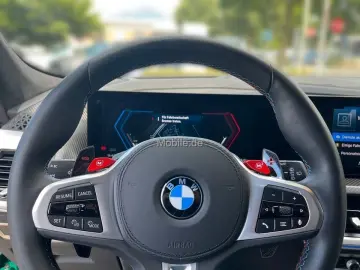 XM 50e 22  Autobahnassistent AHK HUD Sitzlüftung
