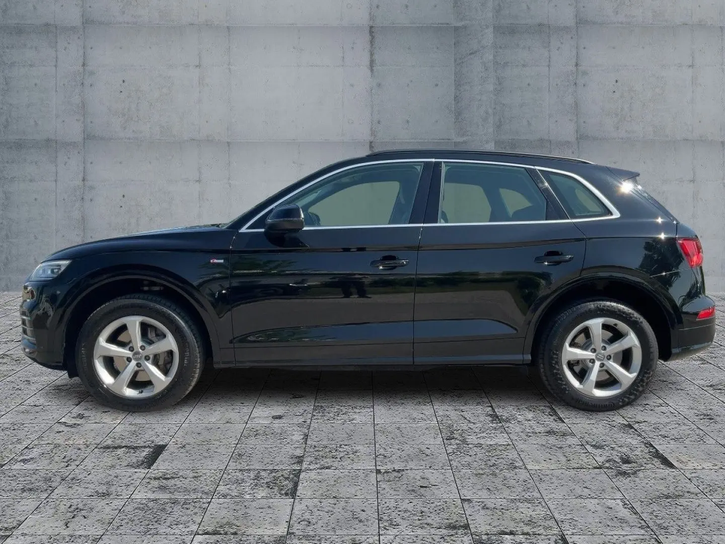 Q5 40 TDI QU S-TR DESIGN XENON NAVI RFK GRA 18
