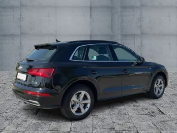 Q5 40 TDI QU S-TR DESIGN XENON NAVI RFK GRA 18