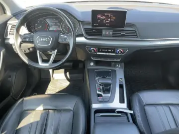 Q5 40 TDI QU S-TR DESIGN XENON NAVI RFK GRA 18