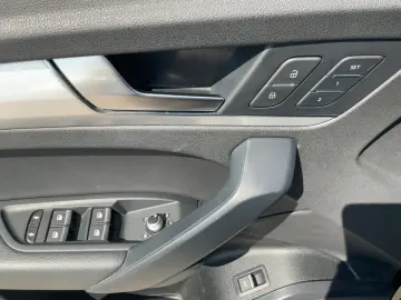 Q5 40 TDI QU S-TR DESIGN XENON NAVI RFK GRA 18
