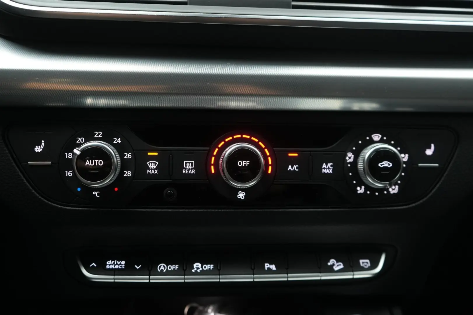 Q5 40 TDI quattro S tronic sport Navi Temp Kamer