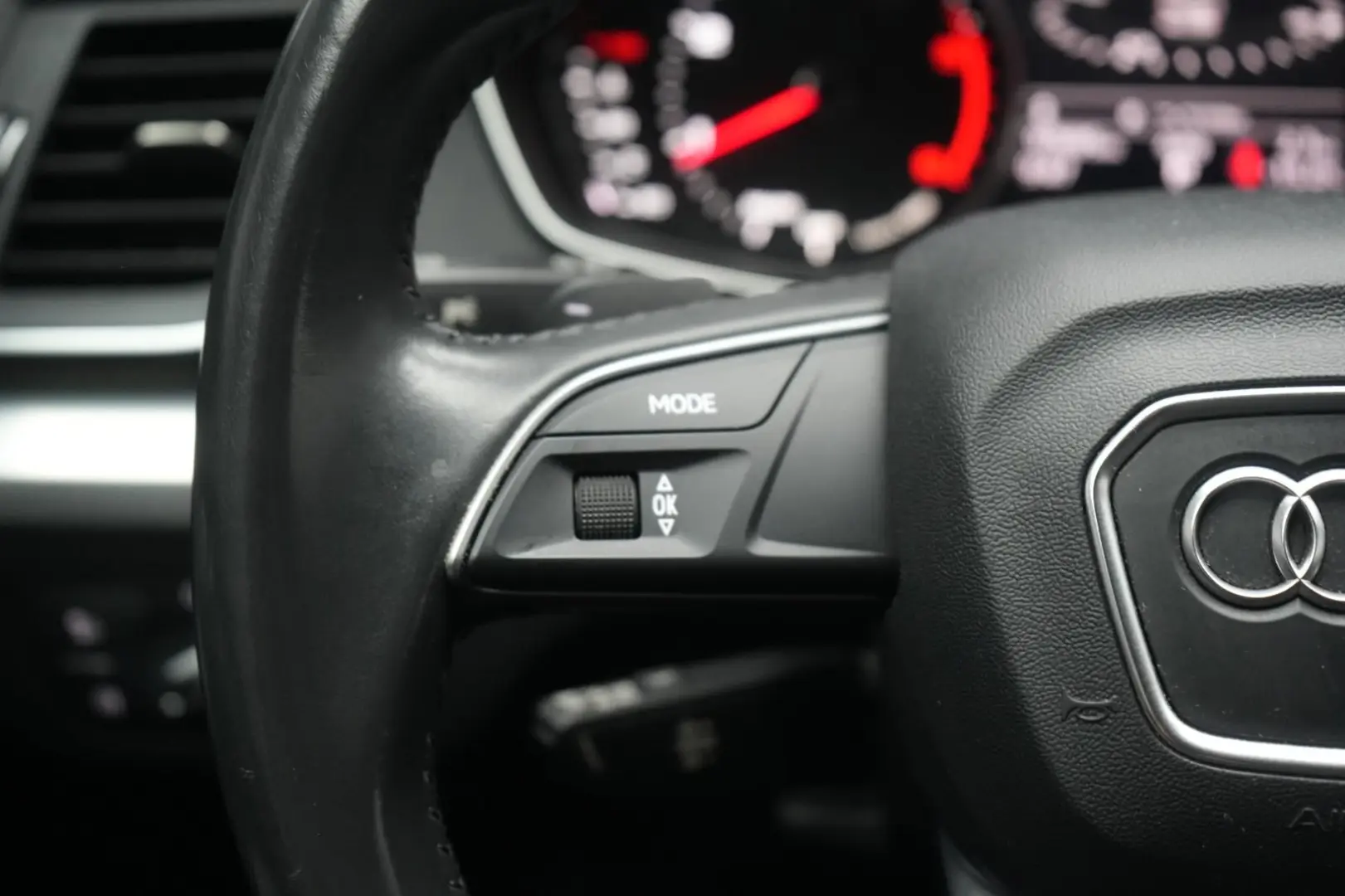 Q5 40 TDI quattro S tronic sport Navi Temp Kamer