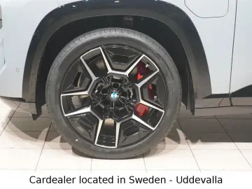 XM Red Label  748HP xDrive HUD Hybrid Plugin VAT