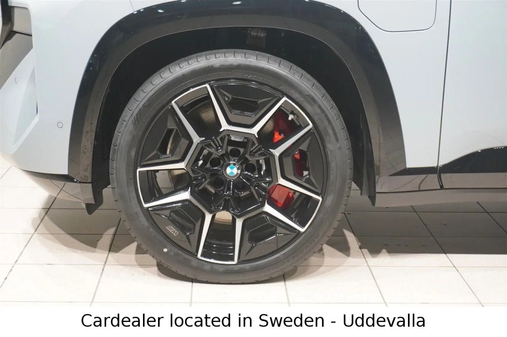 XM Red Label  748HP xDrive HUD Hybrid Plugin VAT